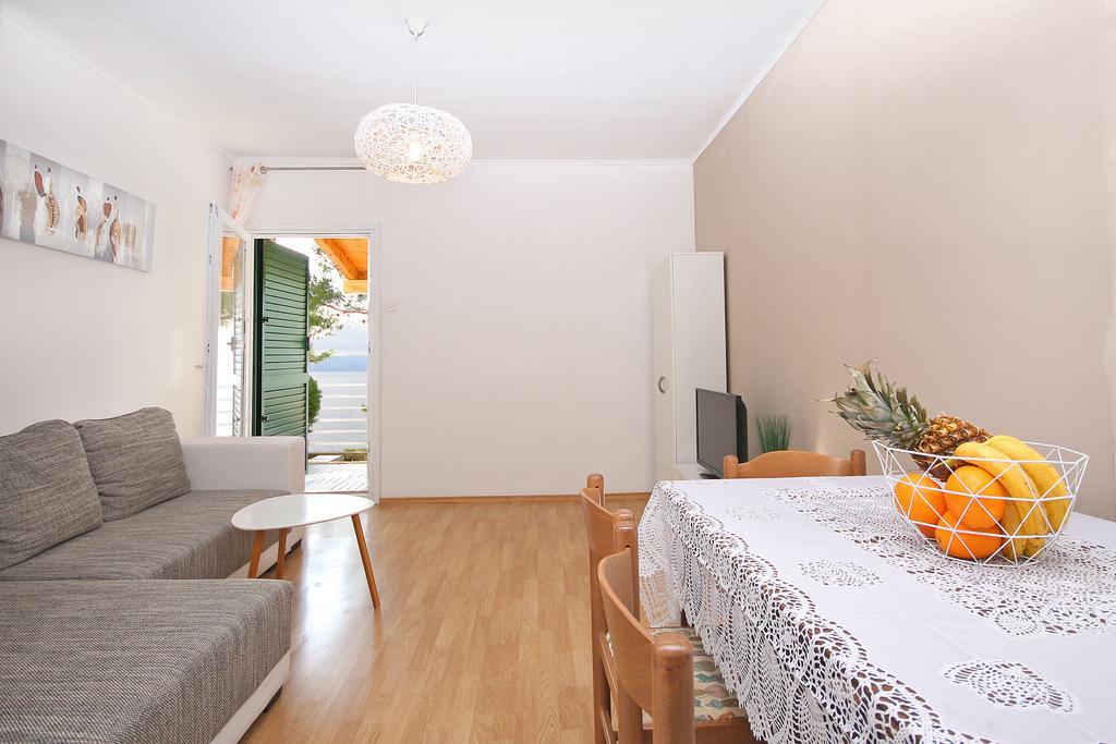 Brela Beach House Esterno foto
